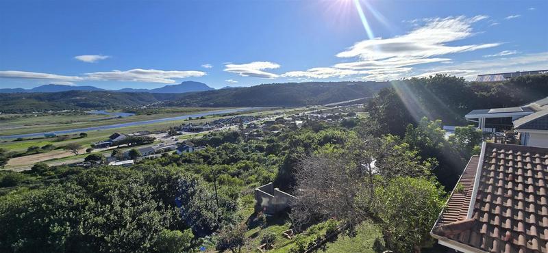 4 Bedroom Property for Sale in Southern Cross Western Cape